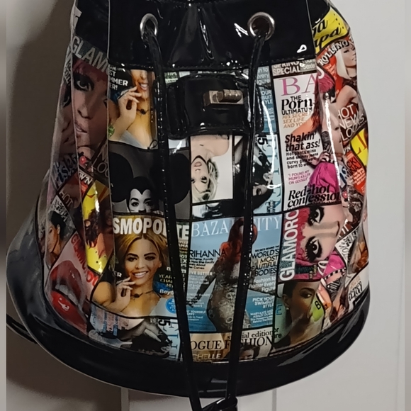 Backpack - Picture 3 of 4